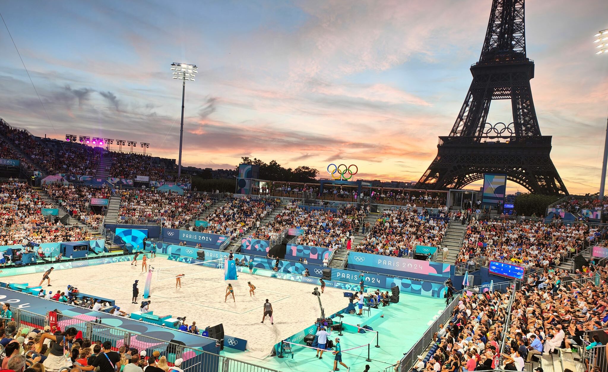 Beach volley au stadium Tour Eiffel !